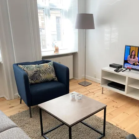 Apartment Cozy In Elegant Osterbro