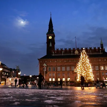 Cozy In Elegant Osterbro * Copenhagen